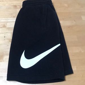 Men’s Nike Sweat-Shorts